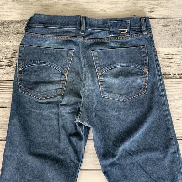 Diesel Jeans Kuratt Relaxed Fit Selvedge Denim Button Fly Jeans - Picture 6 of 15